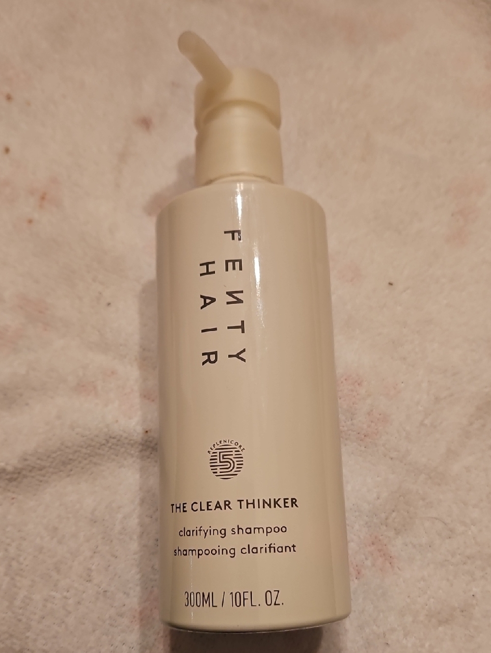 The Clear Thinker Clarifying Shampoo - by Fenty Hair